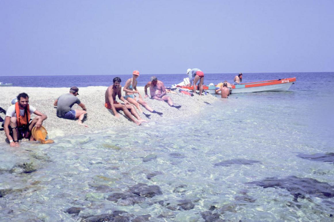 Isla de Enmedio -- Dr. Tunnell's Coral Reef Ecology class