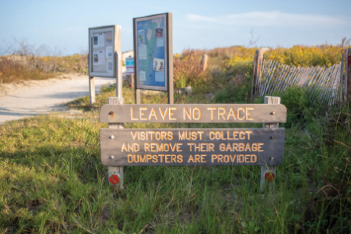 TPWD Leave No Trace sign