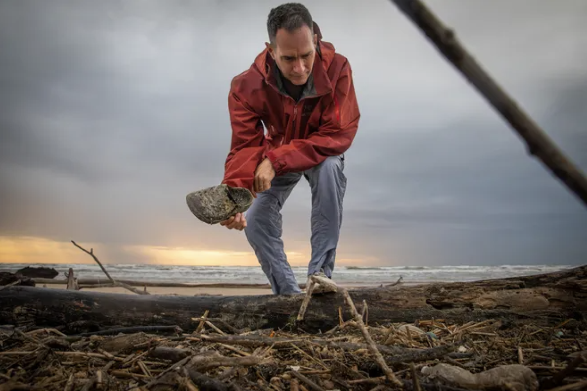 Jace Tunnell beachcombing