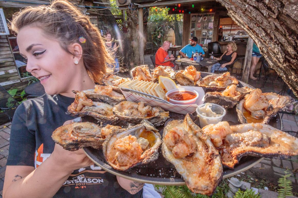 oysters at restaurant